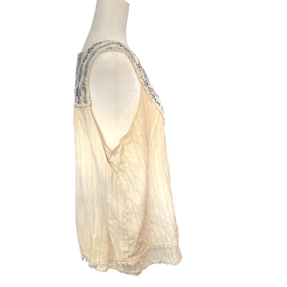 Knox Rose Tank Top - Picture 5 of 8